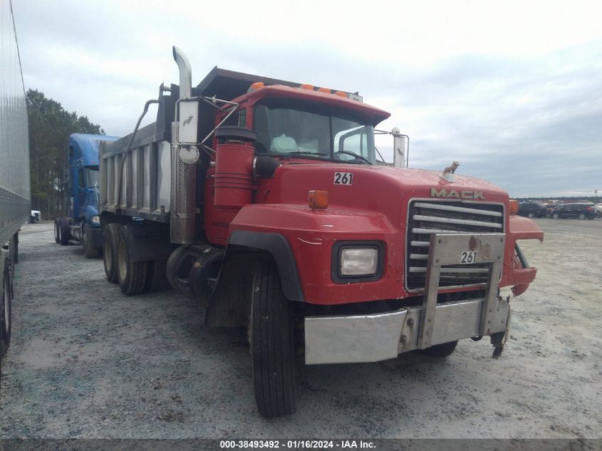 MACK 600 RD600  *1M2P267C9WM033846*