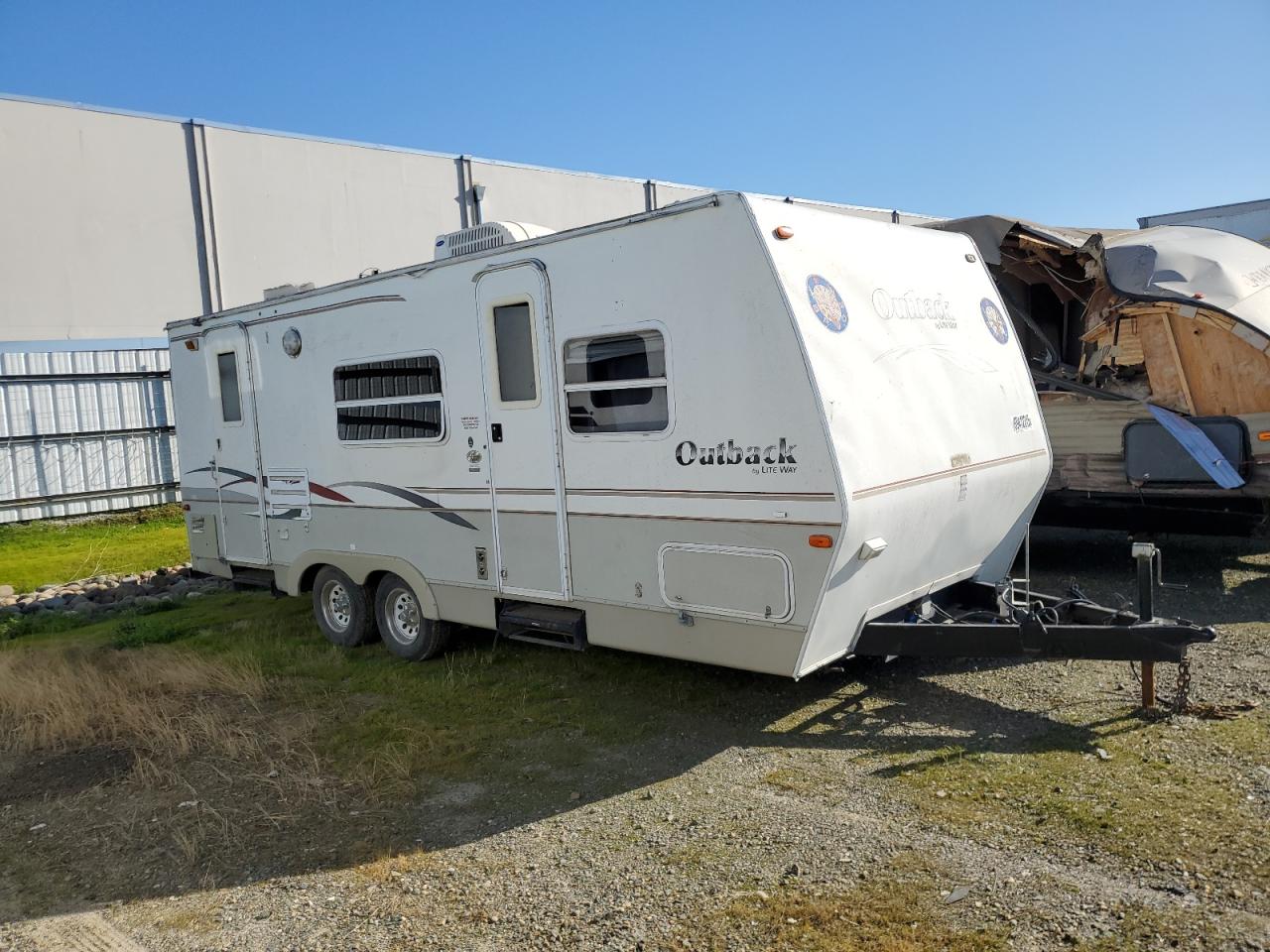 OUTBACK TRAILER   *4YDT2502X35902410*