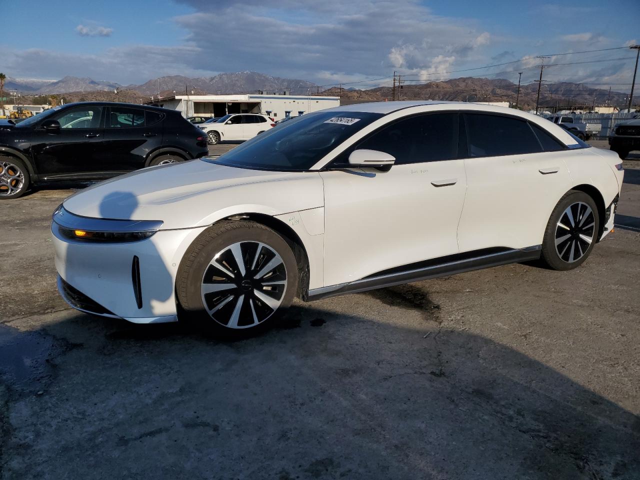 vehicle photo