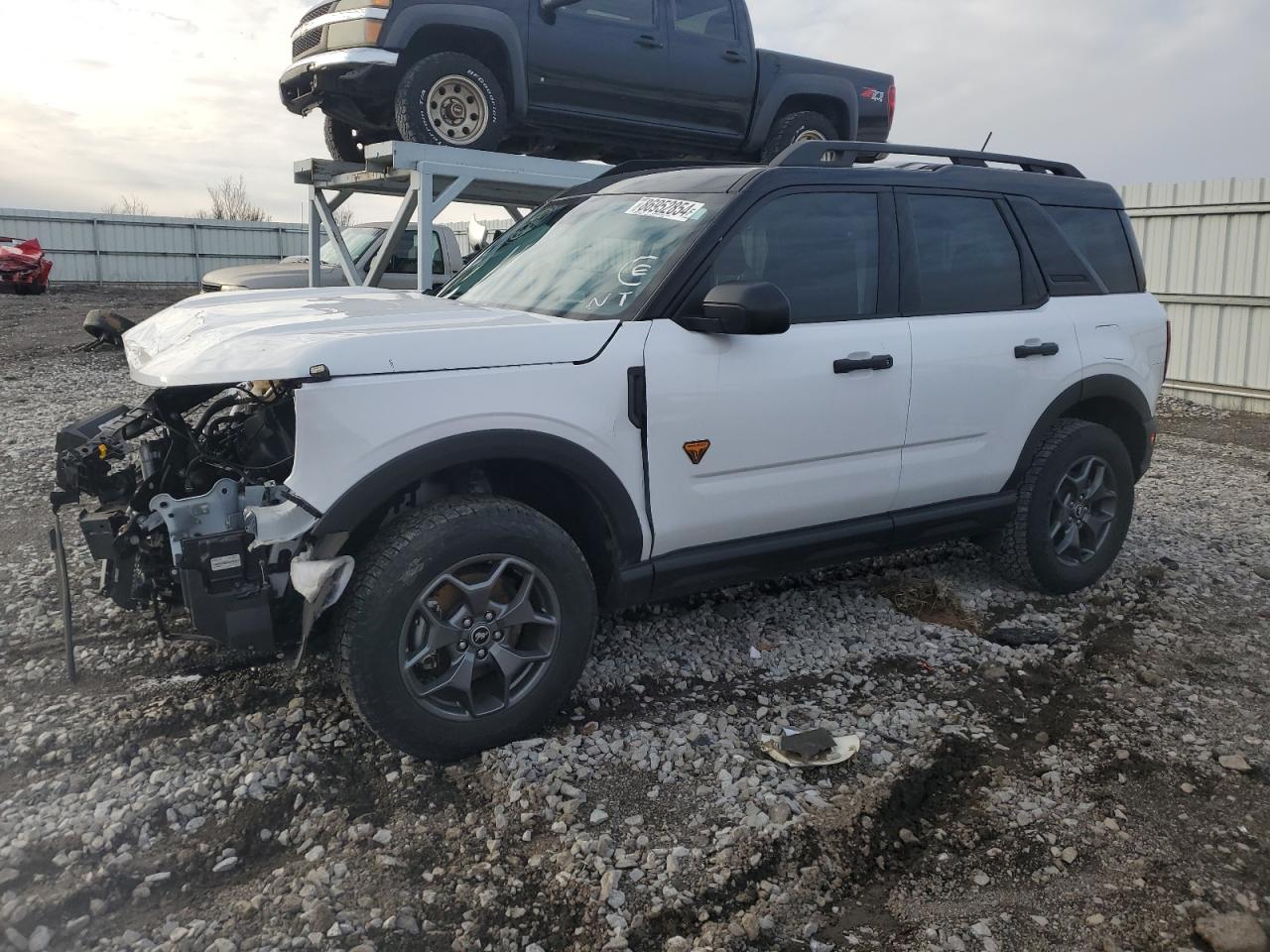 vehicle photo
