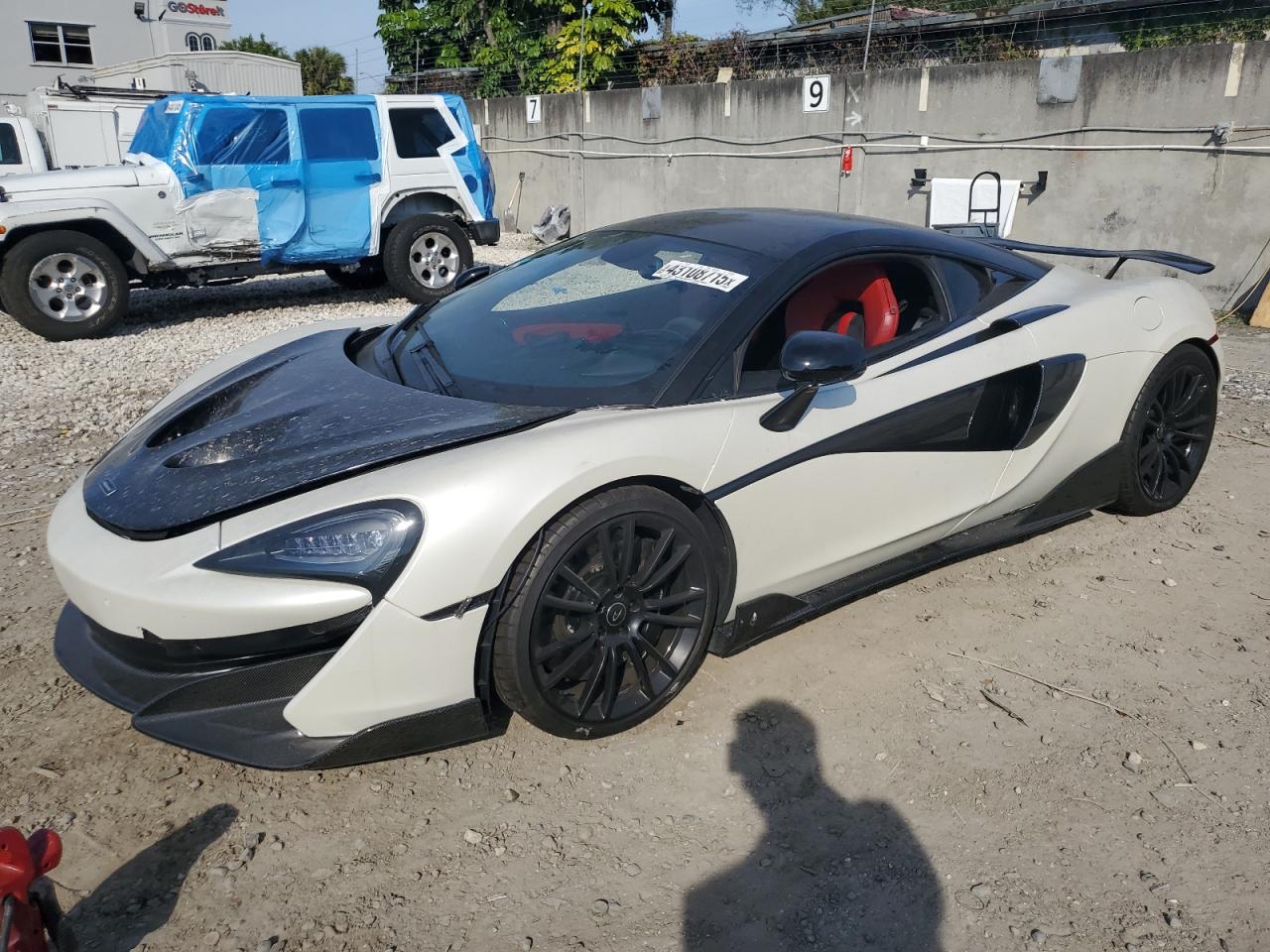 MCLAREN AUTOMOTIVE 570S  *SBM13DAA3GW001071*