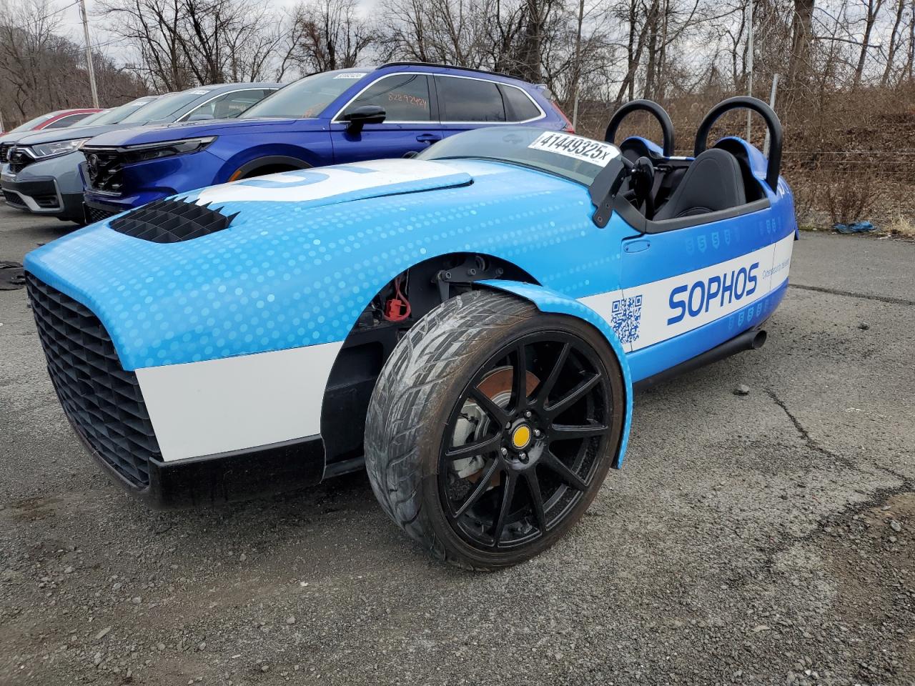 vehicle photo
