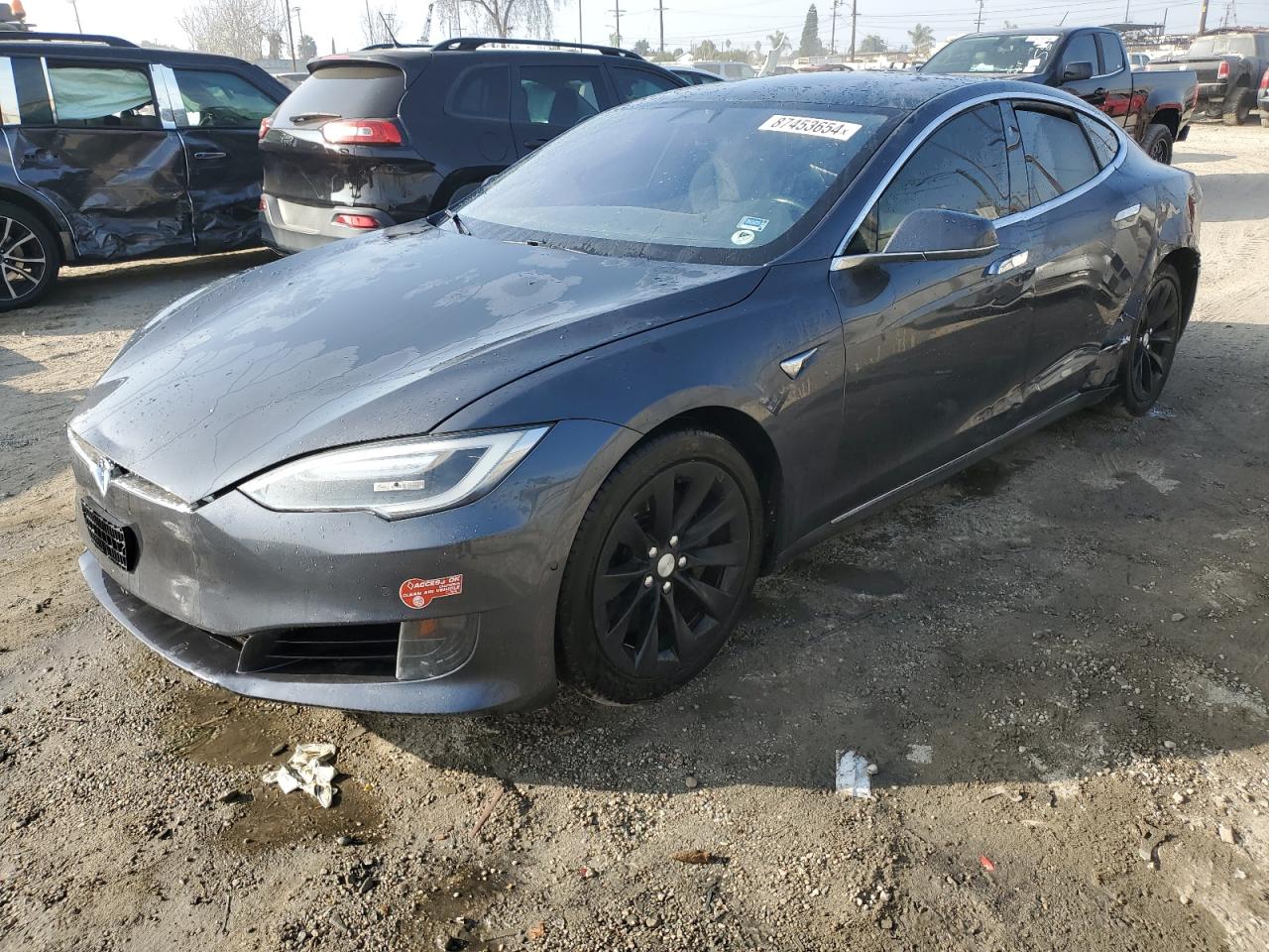 vehicle photo