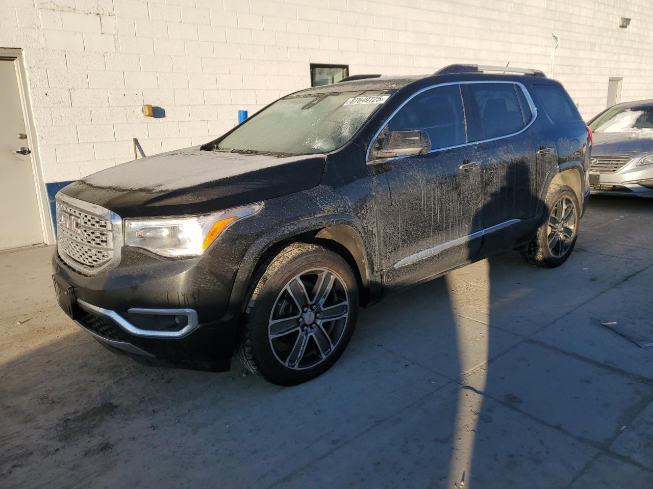 vehicle photo