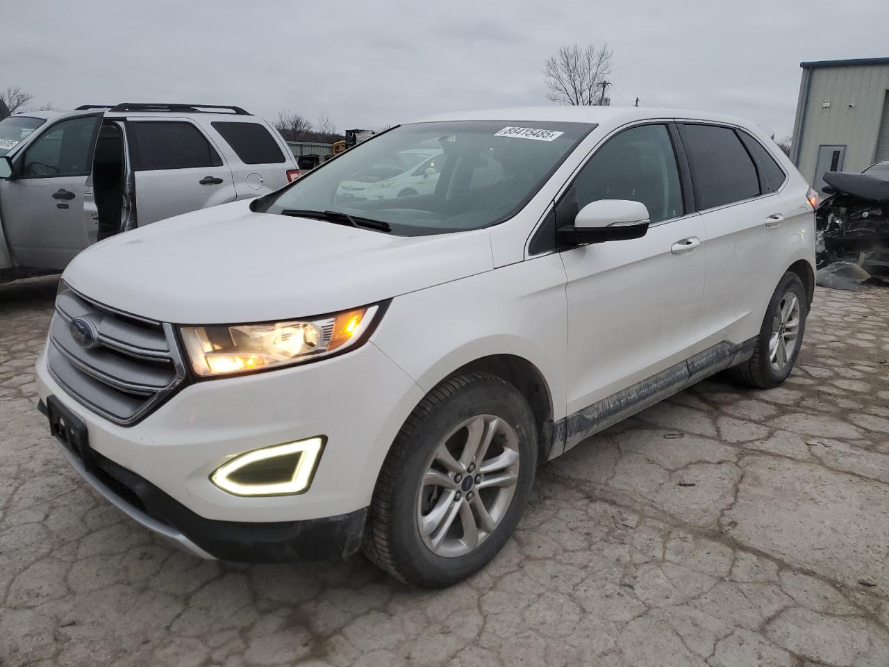 FORD EDGE SEL   *2FMTK4J8XFBB33693*