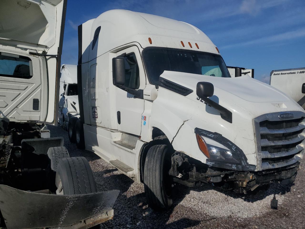 FREIGHTLINER ALL OTHER CASCADIA 1  *3AKJHHDR8KSKE7362*