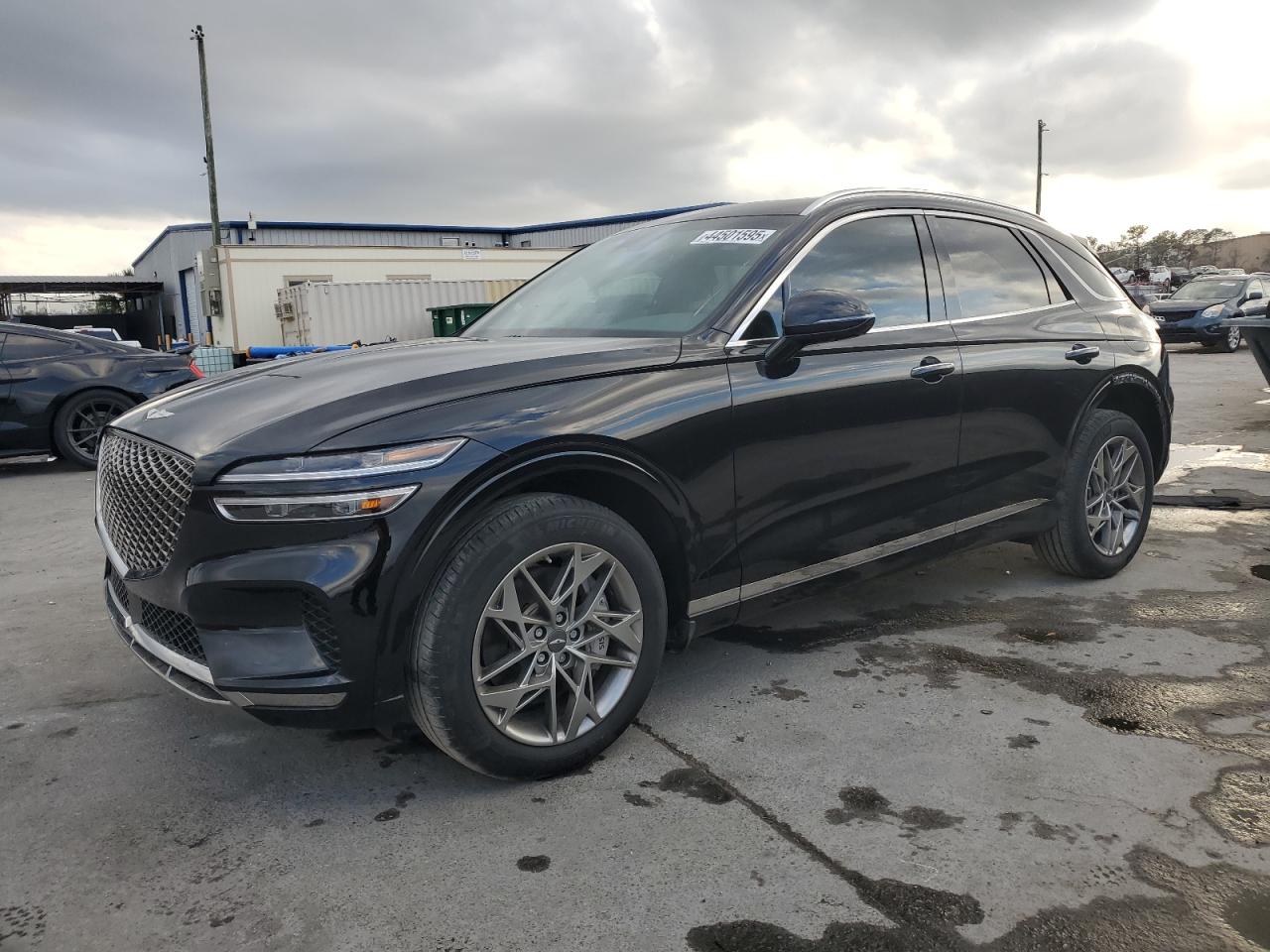 vehicle photo