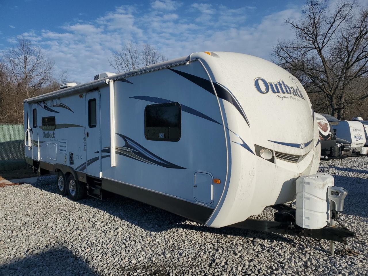 OUTBACK TRAILER   *4YDT27728BB453052*