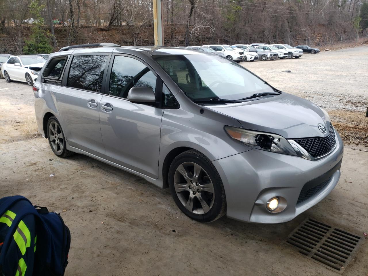 vehicle photo