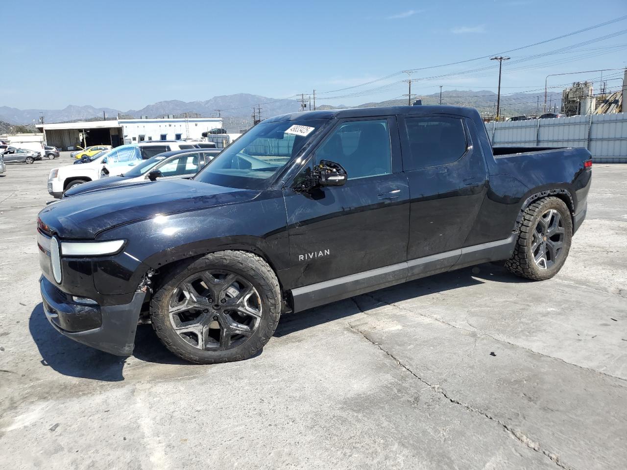 vehicle photo