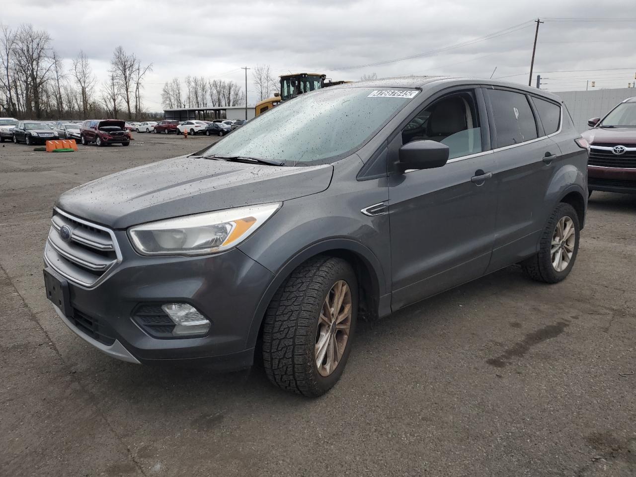 FORD ESCAPE SE SE  *1FMCU0GD3HUA25128*