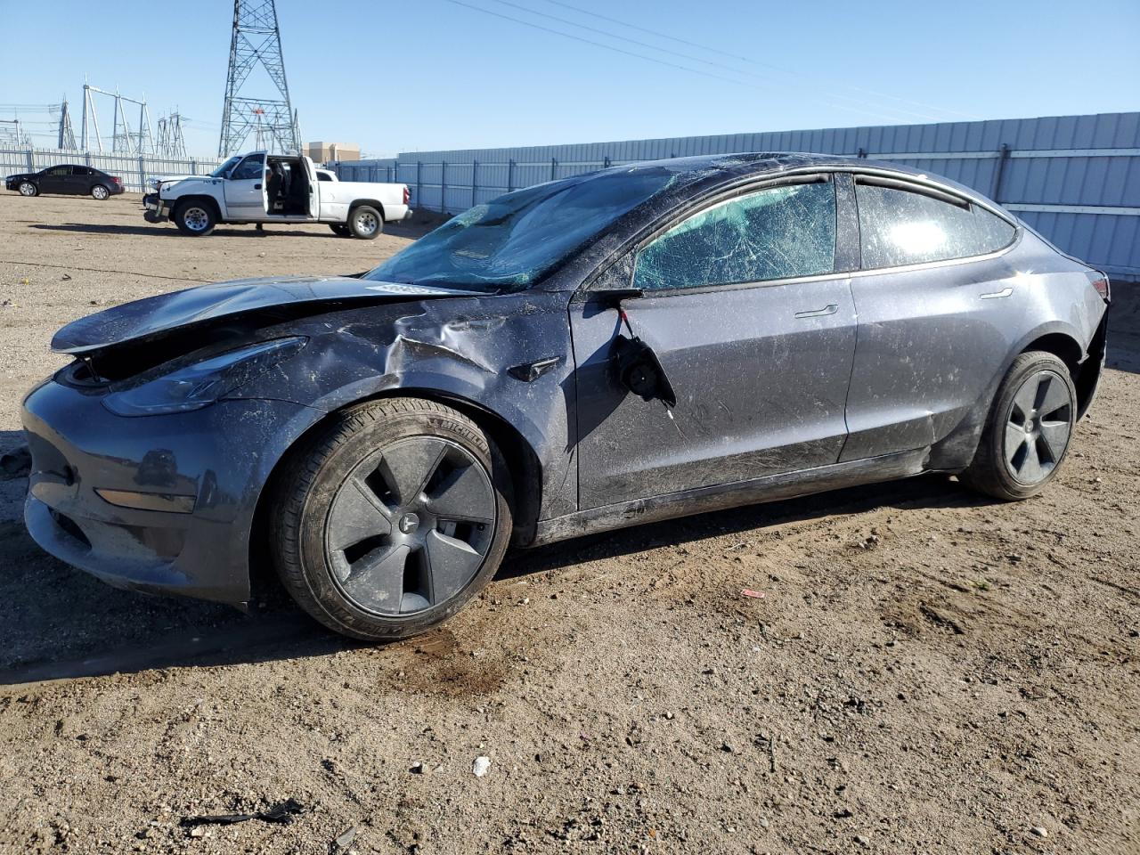 TESLA MODEL 3   *5YJ3E1EA2PF655052*