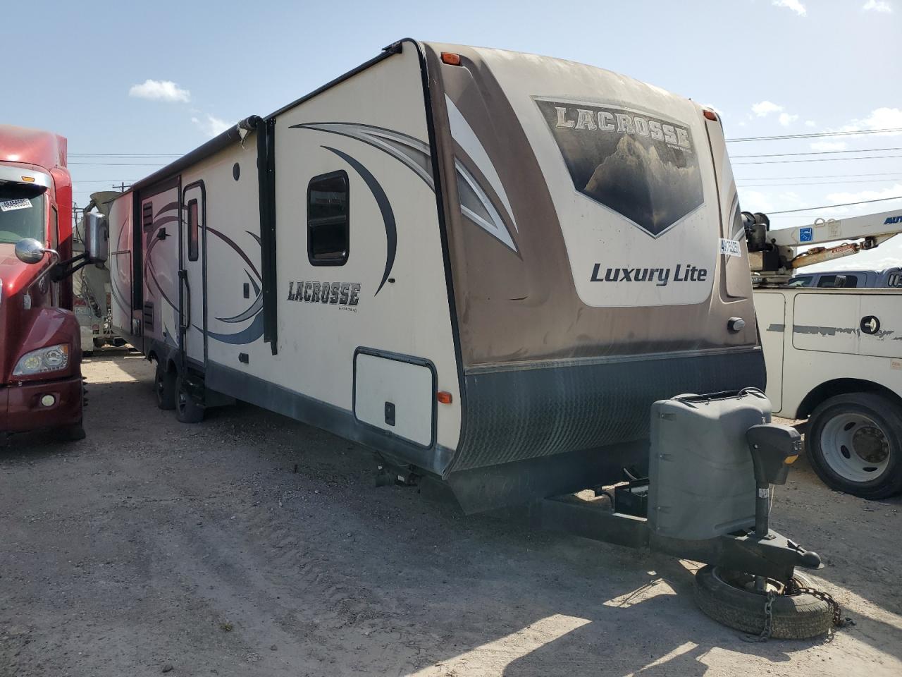 WILDWOOD LACROSSE   *5ZT2LCYB9GB007212*