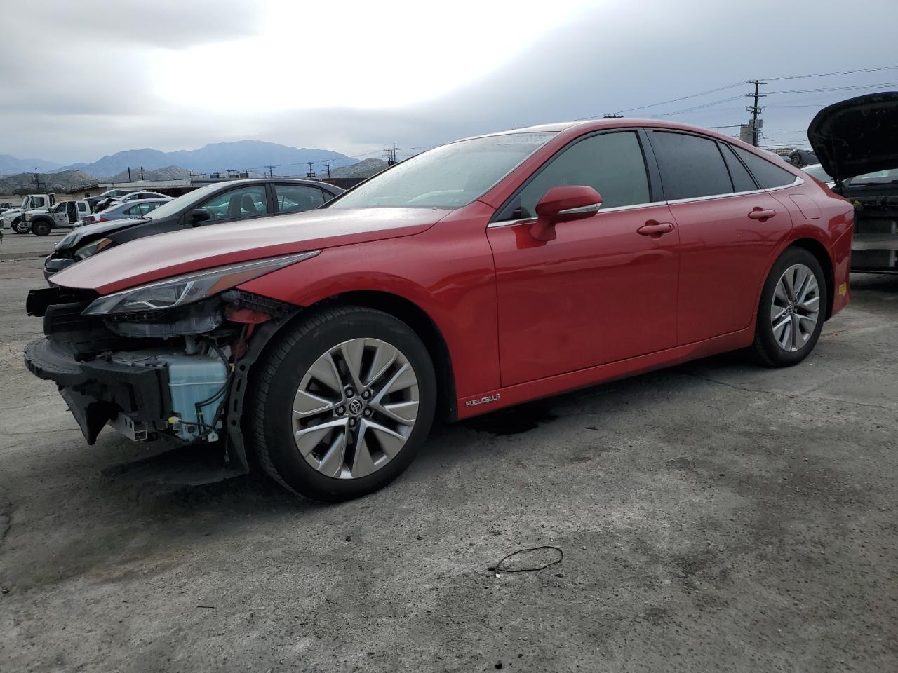 TOYOTA MIRAI LE   *JTDAAAAA0NA005621*