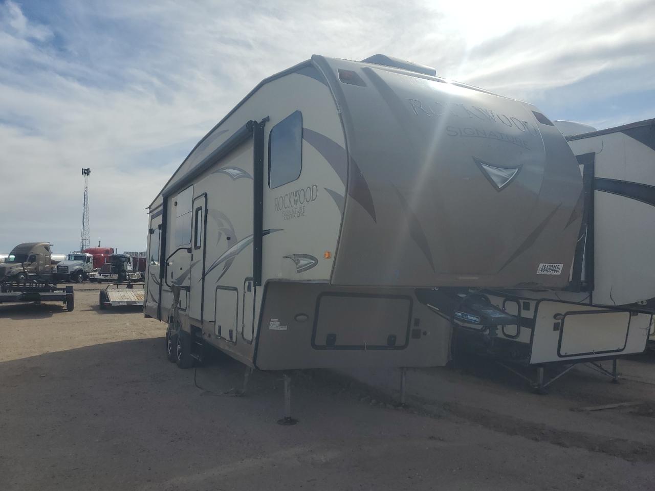 ROCKWOOD TRVL TRLR   *4X4FRLE23J1877888*