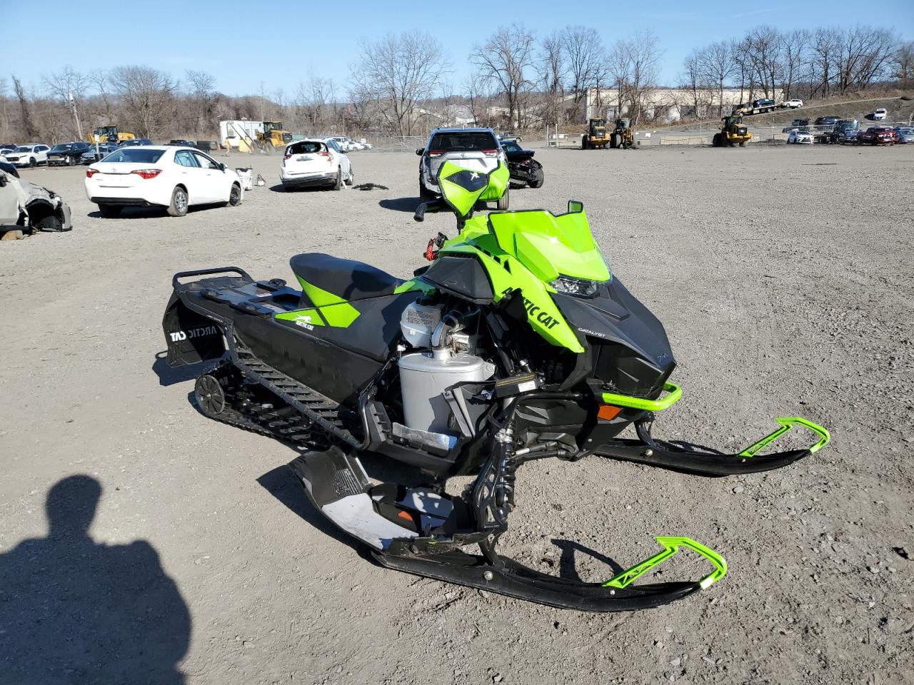 ARCTIC CAT SNOWMOBILE ZR600  *4UF1S2GG9RT103838*