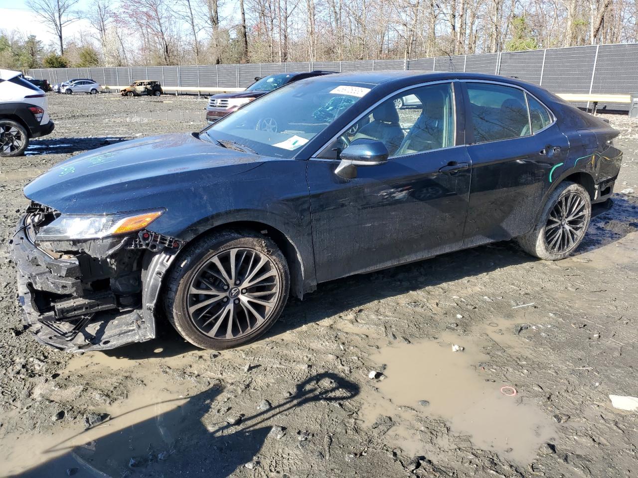 TOYOTA CAMRY L  *4T1B11HK2KU706539*