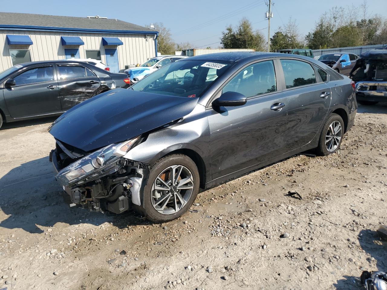 KIA FORTE LX  *3KPF24ADXRE765055*