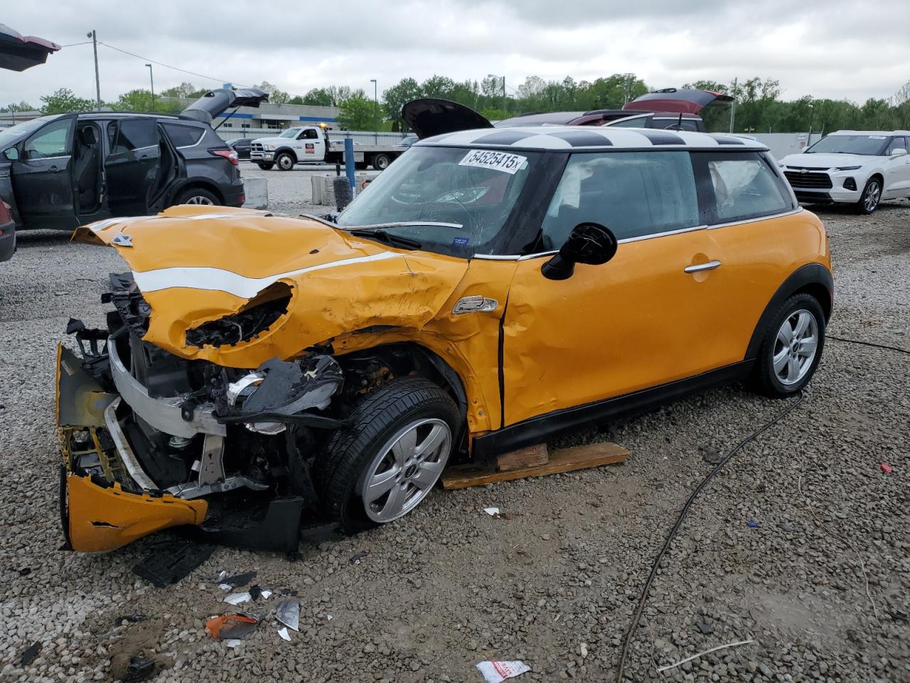 vehicle photo