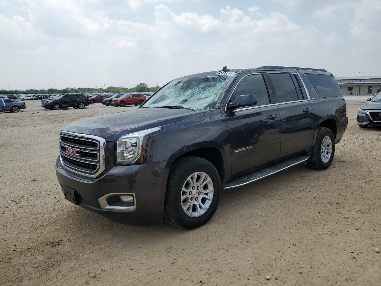 GMC YUKON XL C  *1GKS1FKC0GR210236*