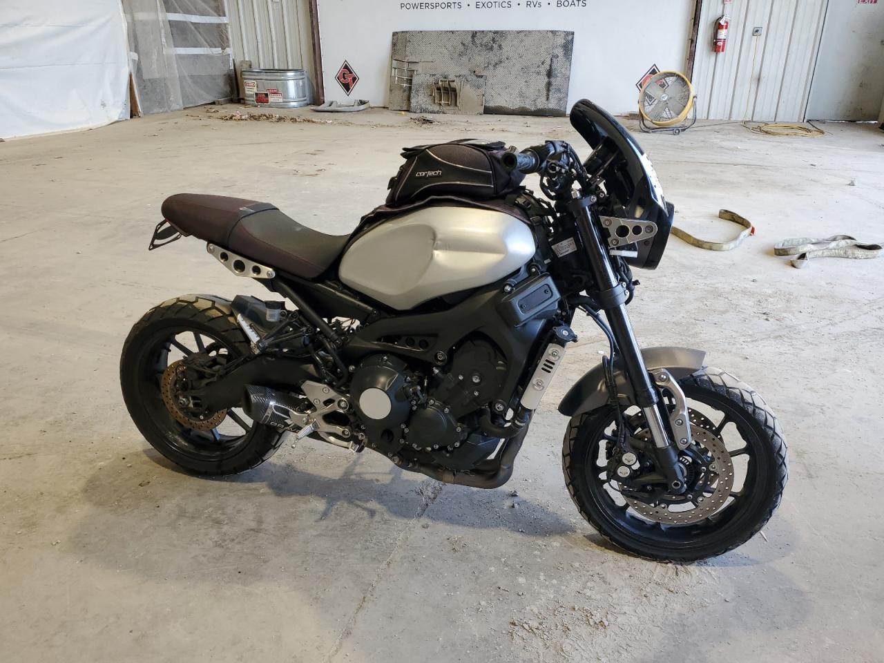 YAMAHA XS R900 60T  *JYARN47E7GA000062*