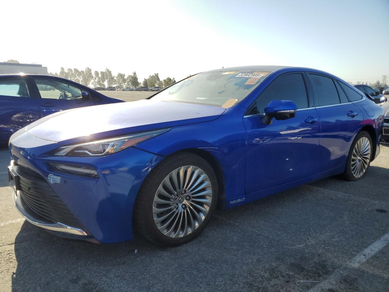 TOYOTA MIRAI XLE  *JTDAAAAA9MA000688*