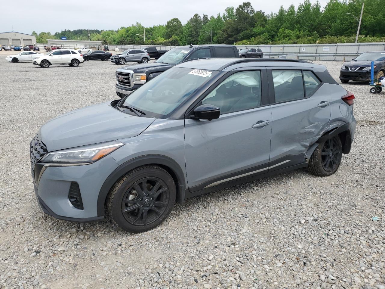 NISSAN KICKS SR  *3N1CP5DV2PL529848*