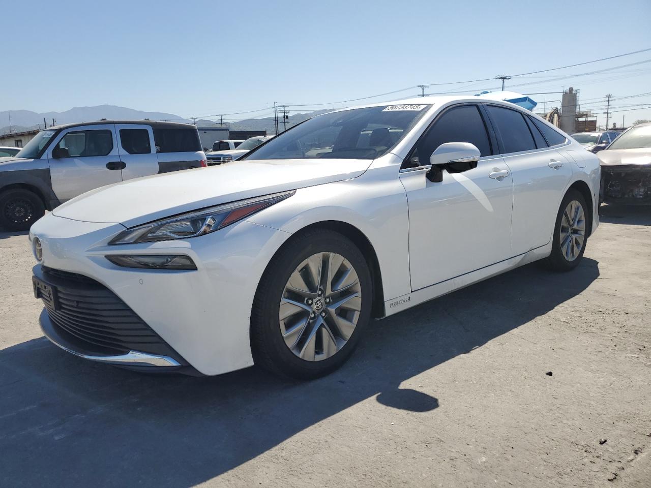 TOYOTA MIRAI XLE  *JTDAAAAAXPA009548*