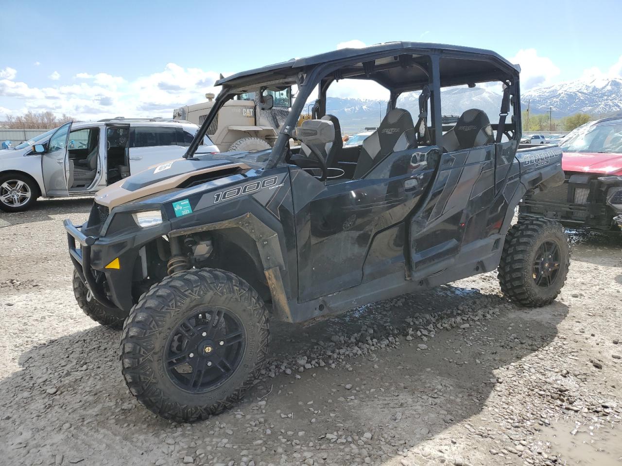 POLARIS SIDEBYSIDE GENERAL 4  *3NSRHK998KH846865*