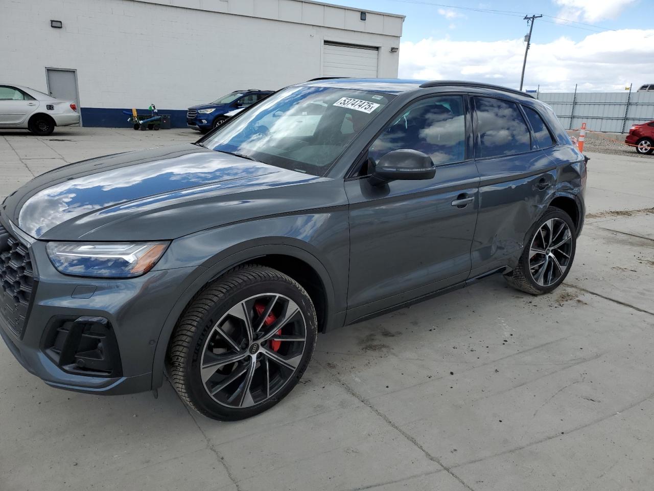 vehicle photo