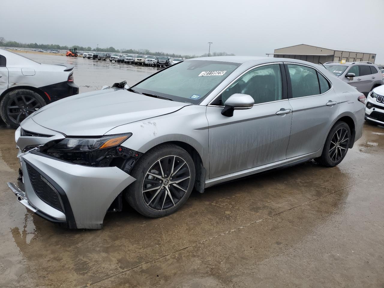 TOYOTA CAMRY SE N  *4T1T11AK4RU906427*