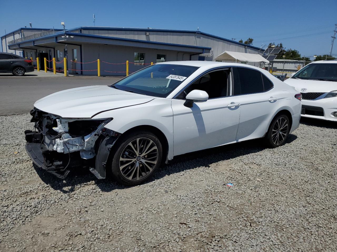 TOYOTA CAMRY L  *4T1B11HK8KU854887*