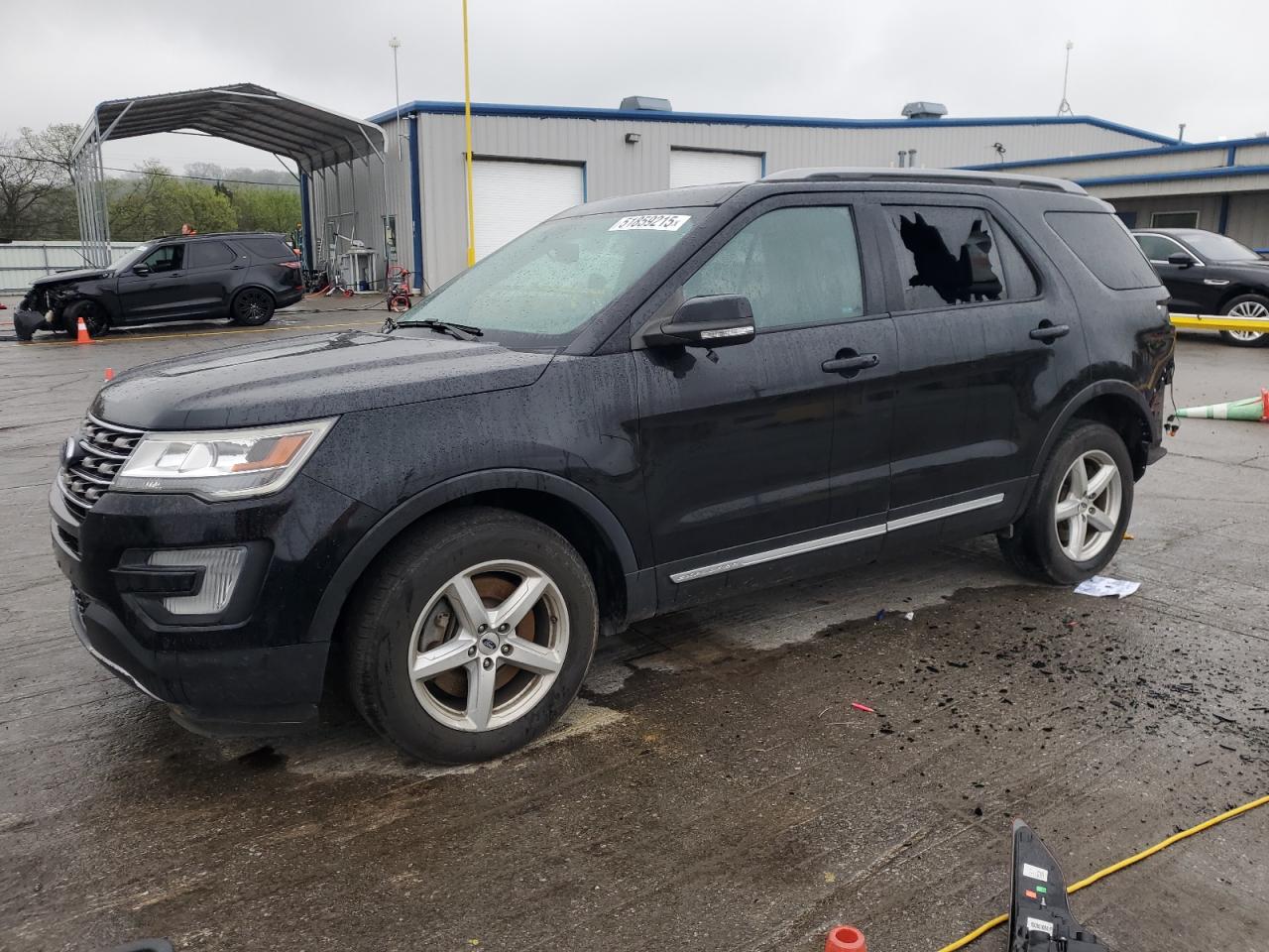 FORD EXPLORER X  *1FM5K8D82HGE17794*