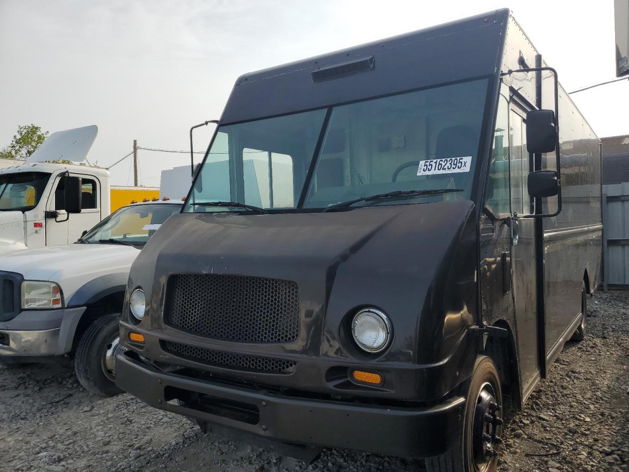 FREIGHTLINER ALL OTHER CHASSIS M  *4UZAARDU38CAA6320*