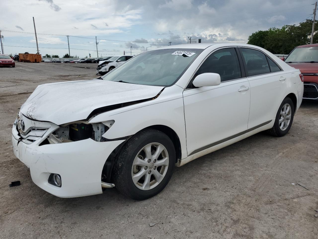 TOYOTA CAMRY BASE  *4T4BF3EK2BR199455*