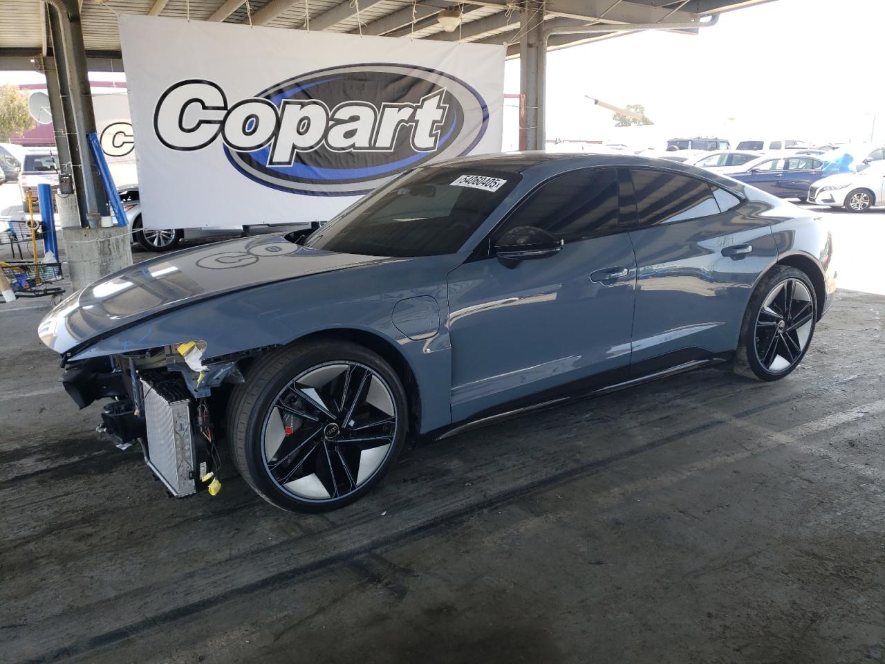 AUDI RS E-TRON   *WAUBHBFW7R7901781*