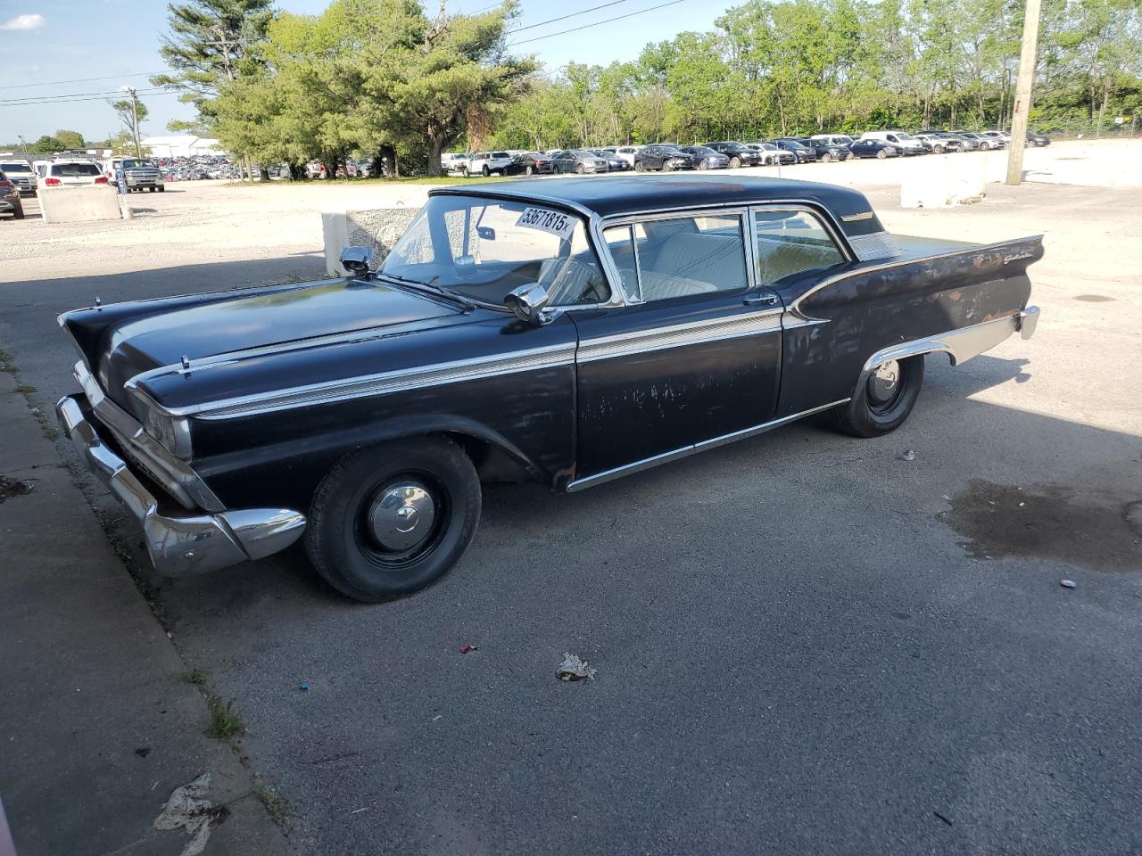 FORD FAIRLANE   *H9GS197841*