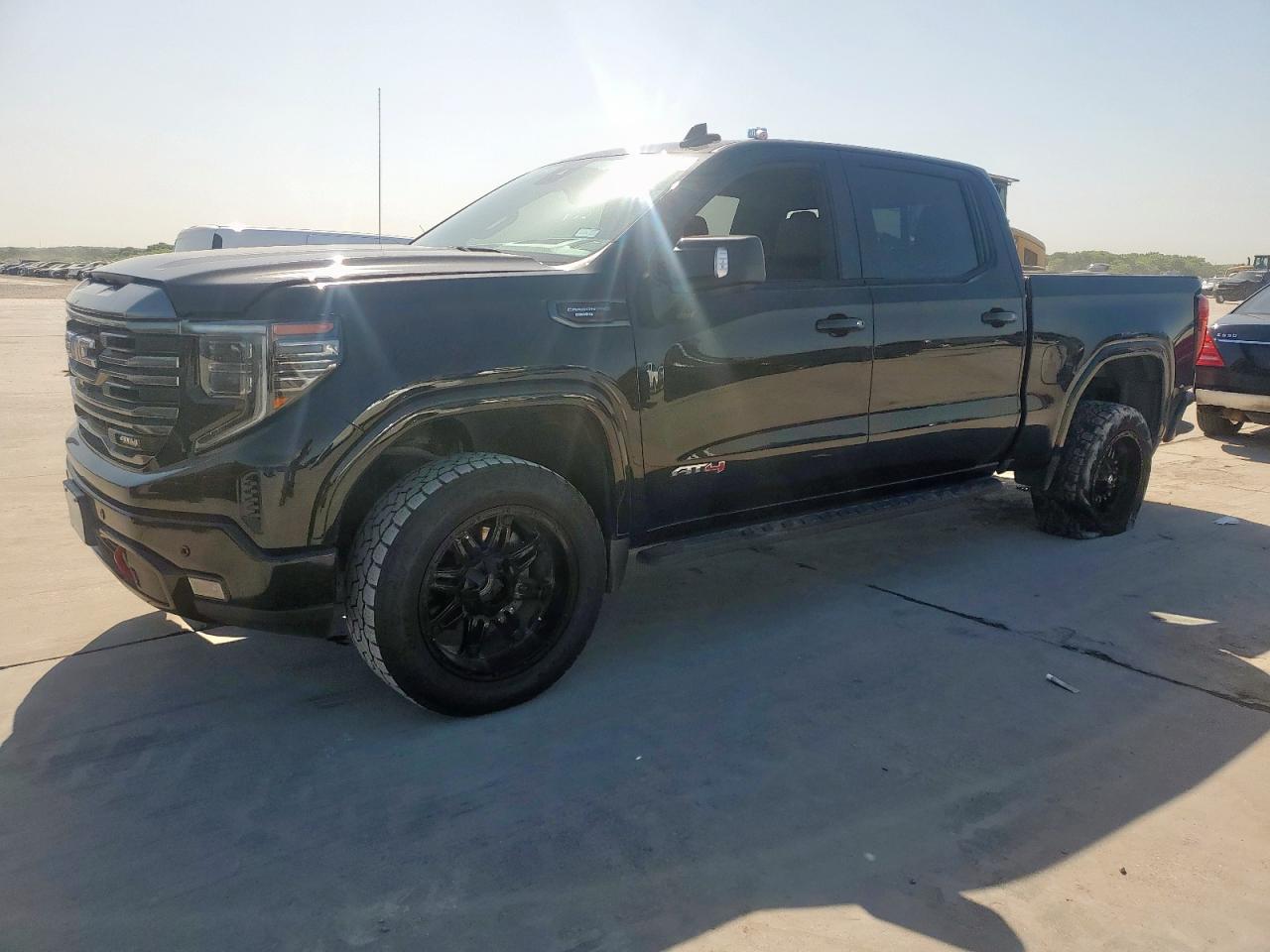 GMC SIERRA K15  *1GTUUEE83PZ319299*