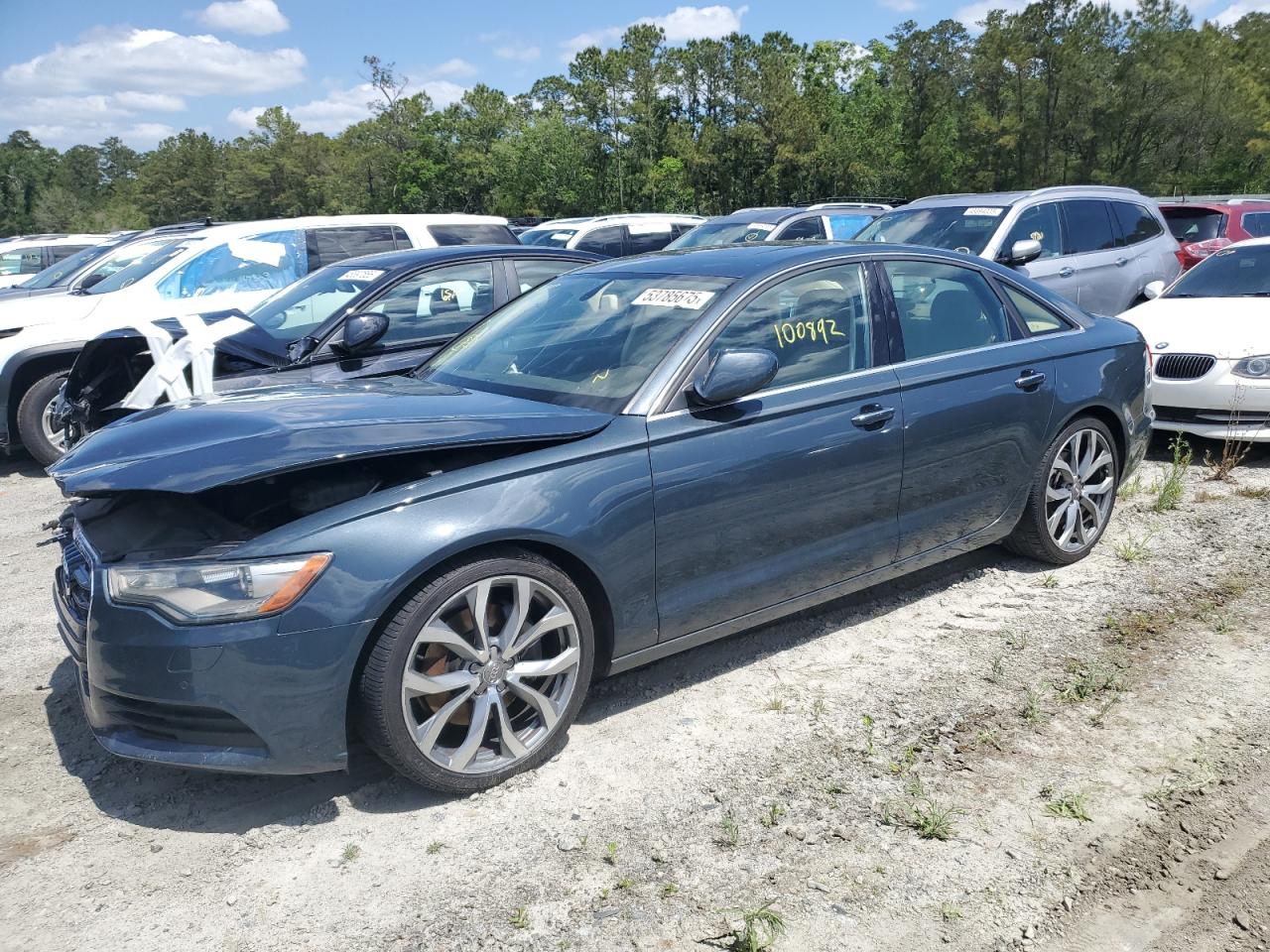 vehicle photo