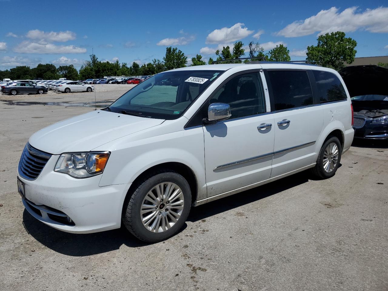 CHRYSLER MINIVAN TOWN & COU  *2C4RC1JG8GR127966*