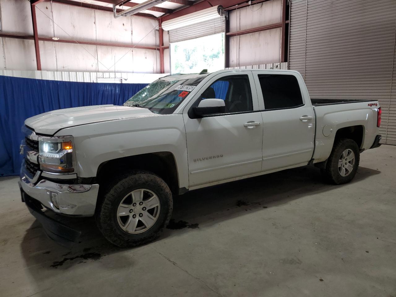 CHEVROLET SILVERADO 1500 SILVE  *3GCUKREC2HG296374*