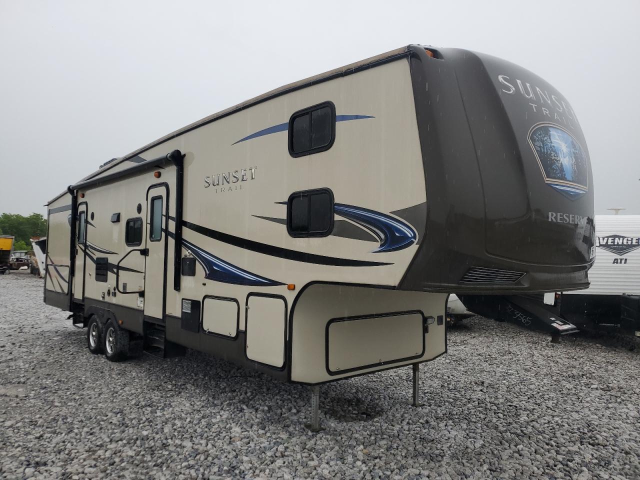 CROSSROADS SUNSET   *4V0FC3427EB023565*