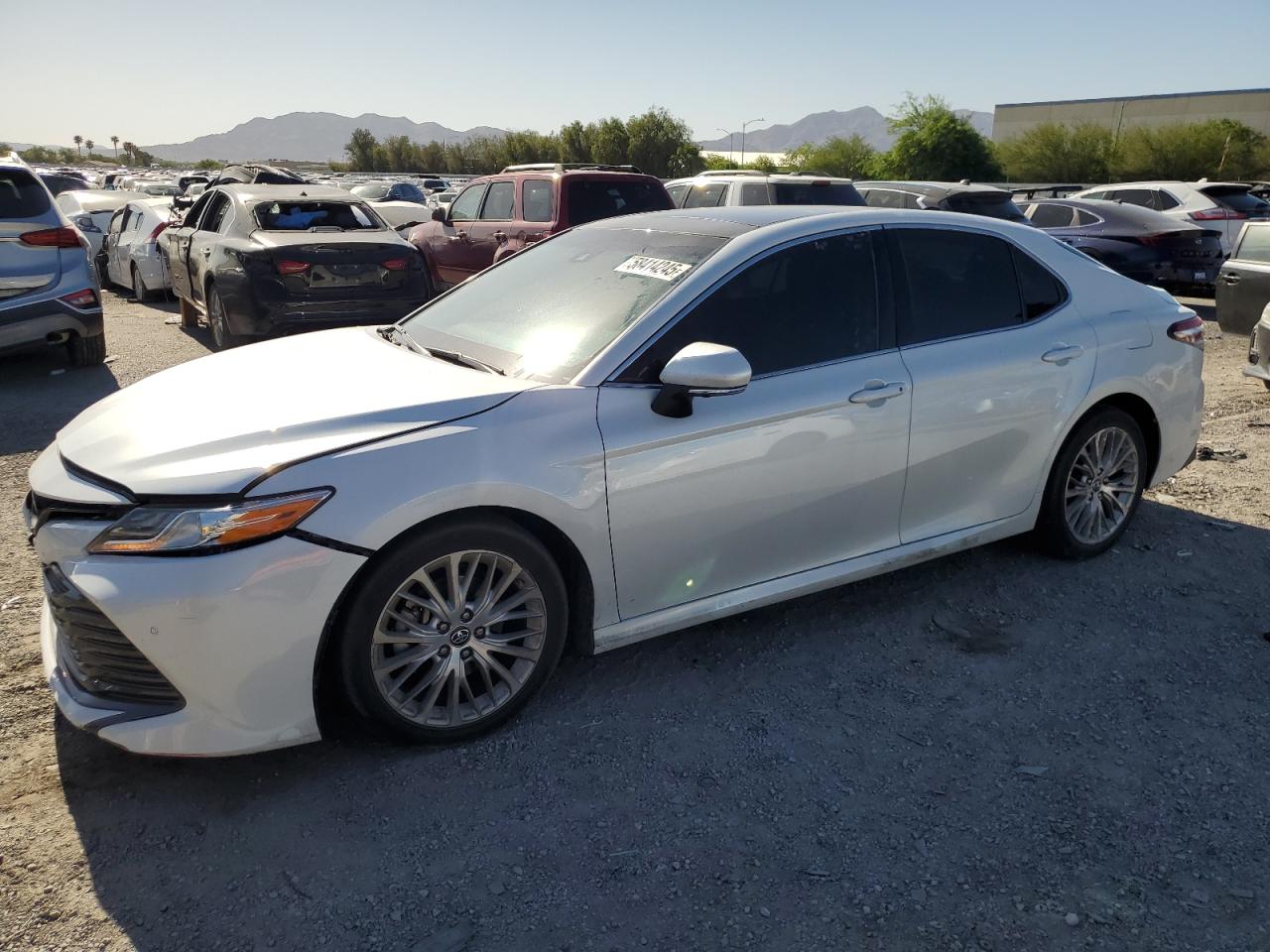 TOYOTA CAMRY XSE  *4T1BZ1HK7JU003235*