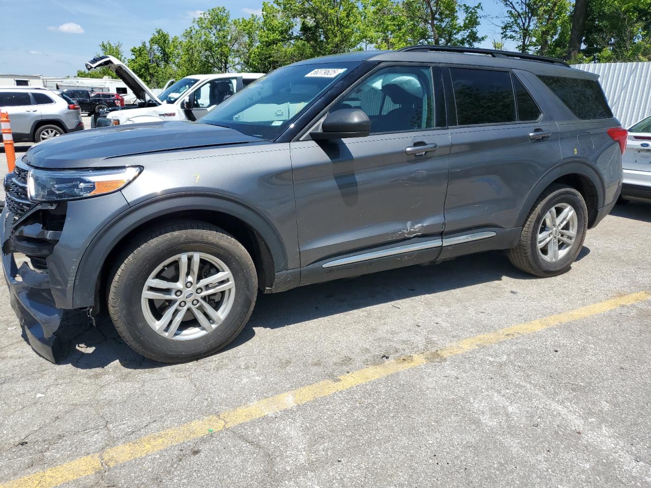 vehicle photo