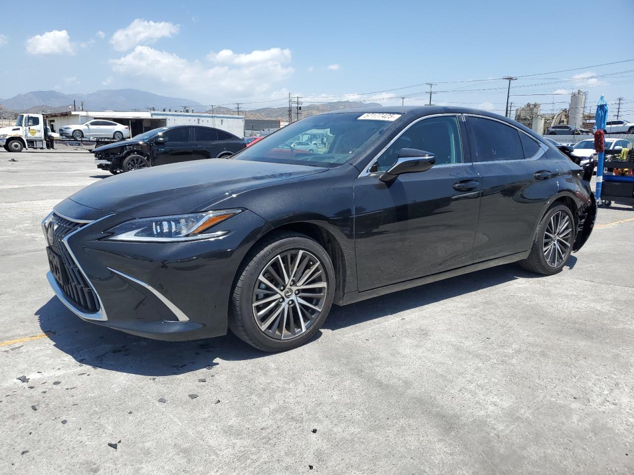 vehicle photo