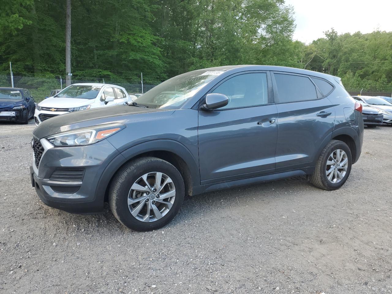 HYUNDAI TUCSON SE  *KM8J2CA42KU926344*