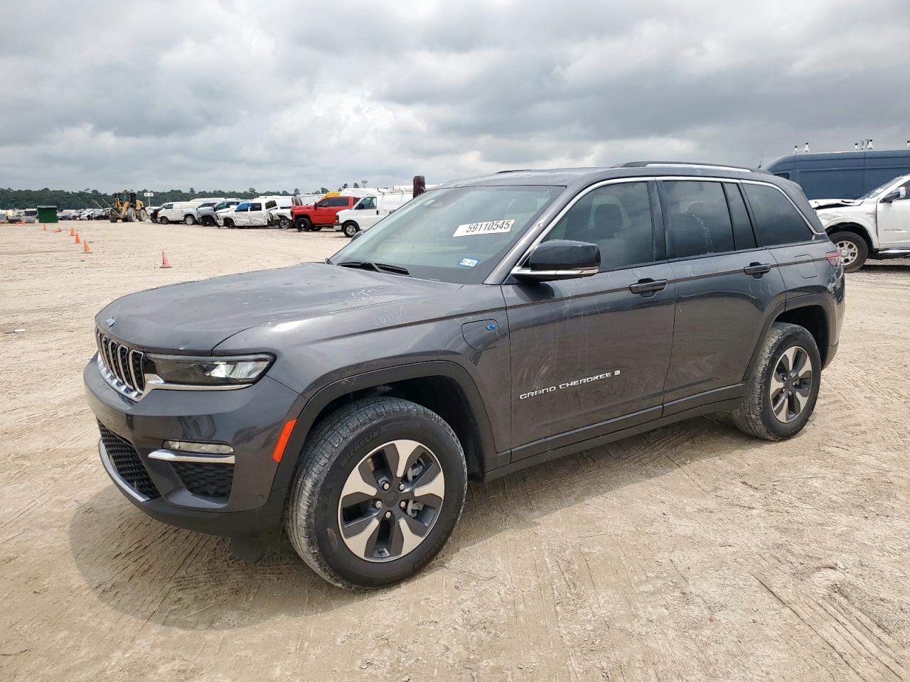 JEEP GRAND CHER   *1C4RJYB68N8721311*