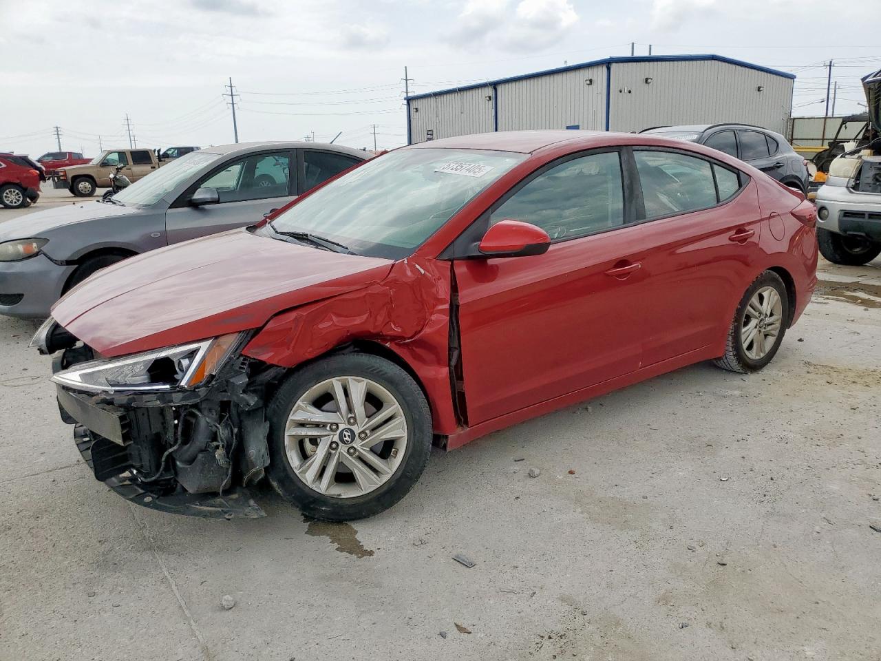 HYUNDAI ELANTRA SE  *KMHD84LF4KU737808*