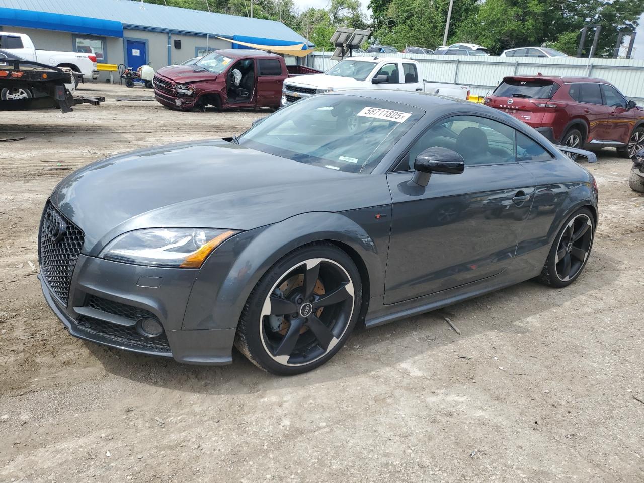 vehicle photo