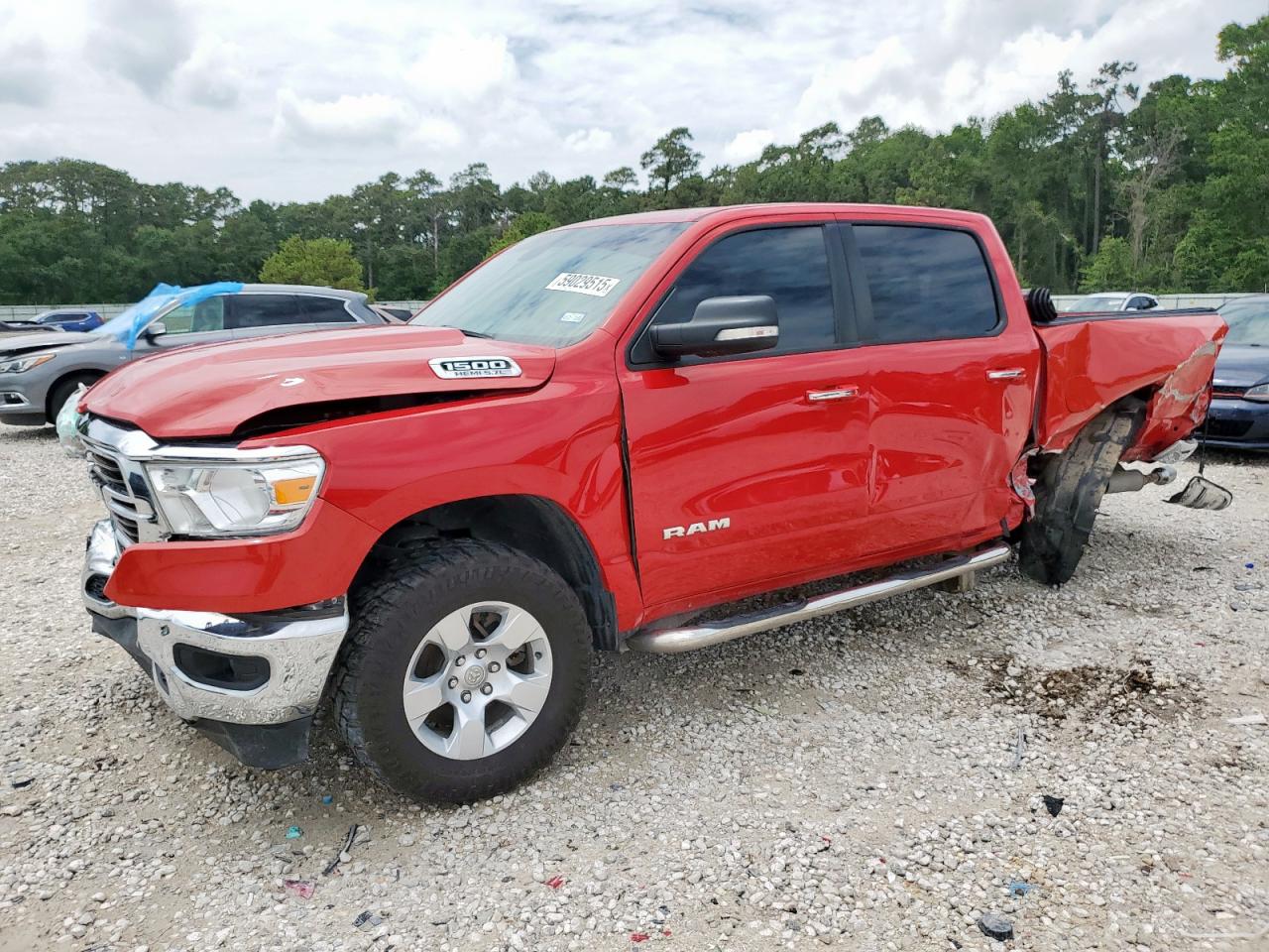 RAM 1500 BIG H  *1C6SRFFT5KN879592*